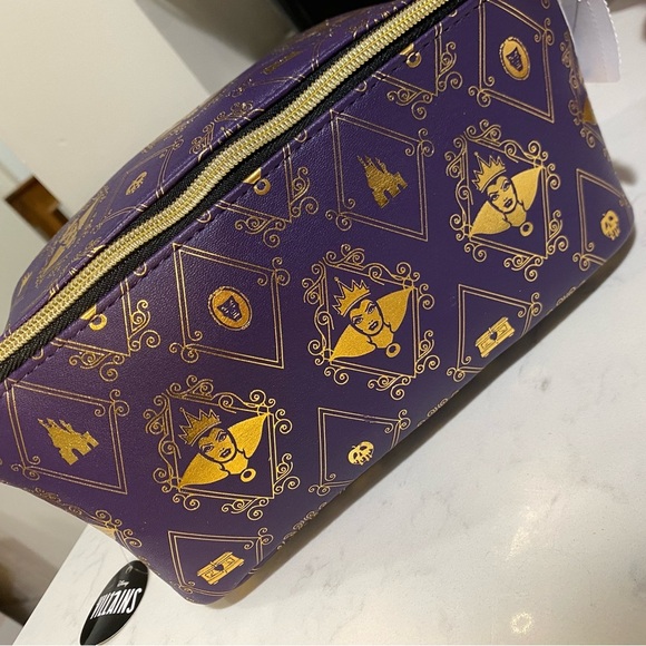Bath & Body Works Handbags - Bath & Body Works Disney Villains Makeup Bag | Discontinued | New👑🖤
